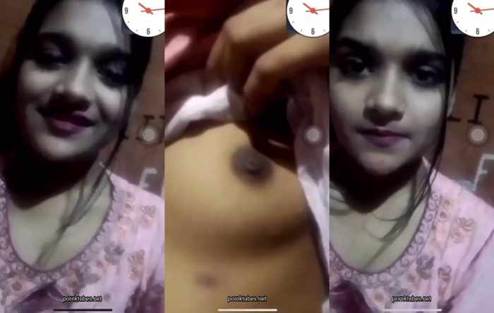 Cute girl showing boob - Mydesi